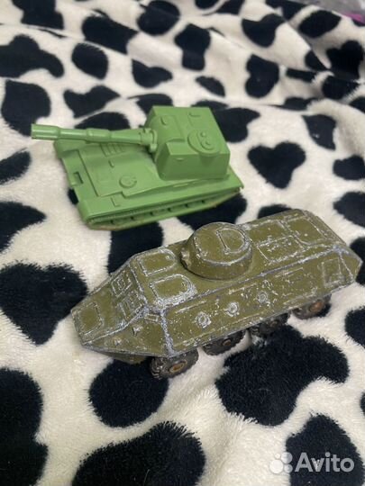 Советский танк игрушка СССР