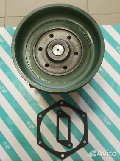 Насос водяной (помпа) howo E3 WD615 (8PK+6PK+6PK)