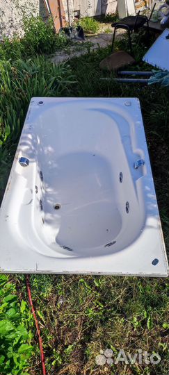 Ванная акриловая б/у