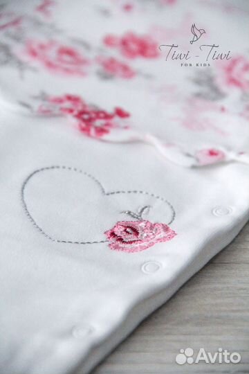 Комбинезон для малышки (0-2мес)