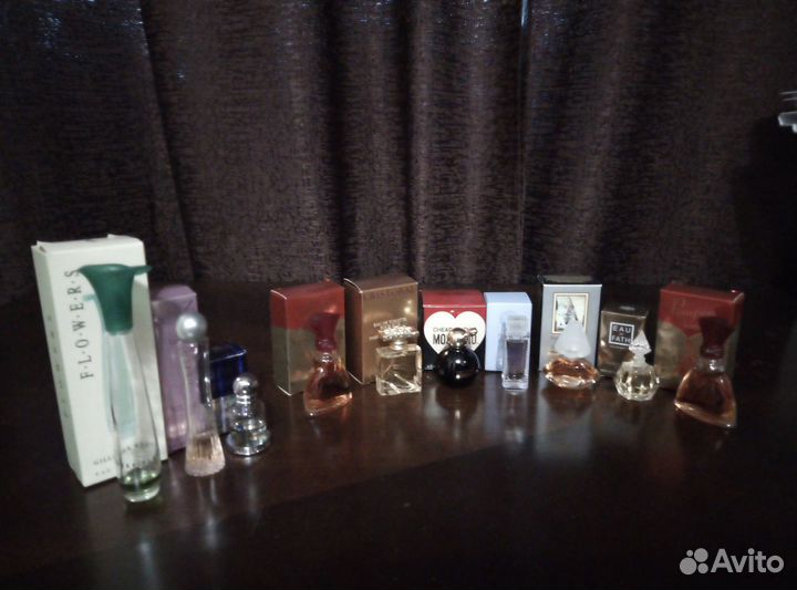 Миниатюры духов от Деагостини