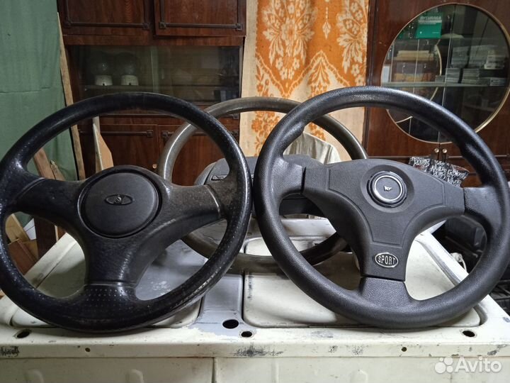 Автомобильный руль