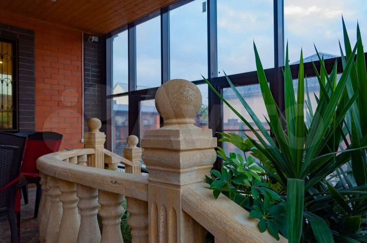 Дом 400 м² на участке 8,5 сот.