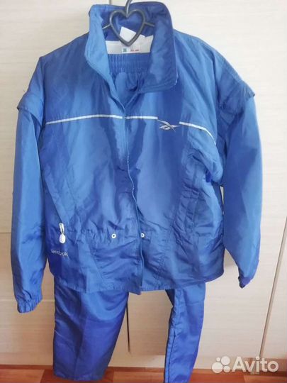 Костюм спортивный