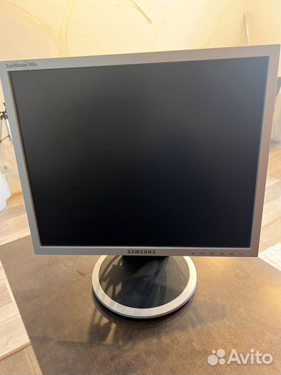 Монитор Samsung 740N S