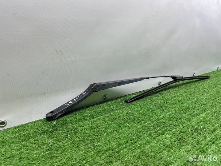 Щеткодержатели (поводок стеклоочистителя, дворник) Volkswagen101955409