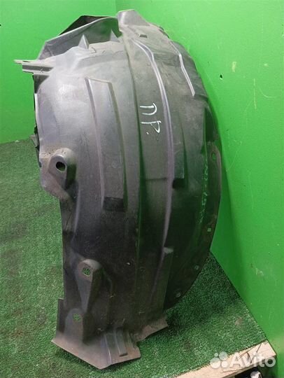 Подкрылок передний правый Mazda 3 (BK) 2005