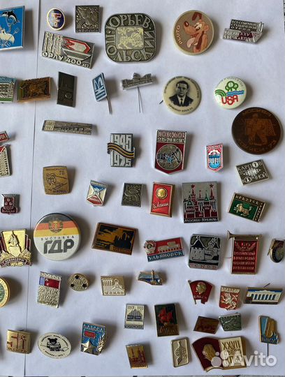 Значки советской эпохи