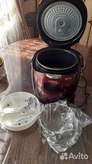 Мультиварка redmond новая