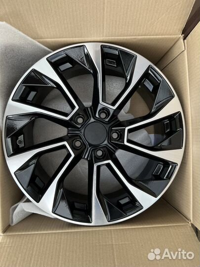 Новые диски 4шт R17 на Skoda Kodiaq Karoq Octavia