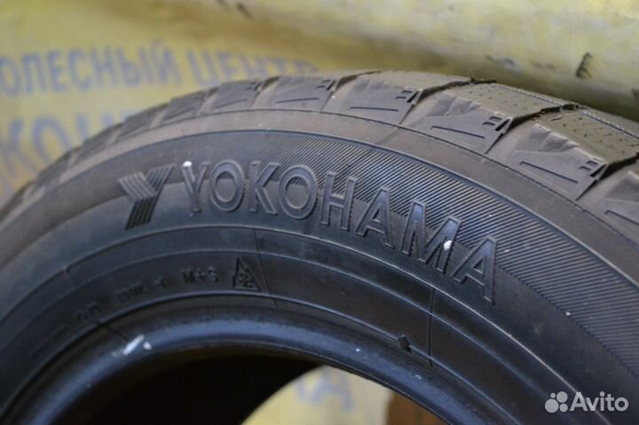 Yokohama Ice Guard IG20 215/60 R17