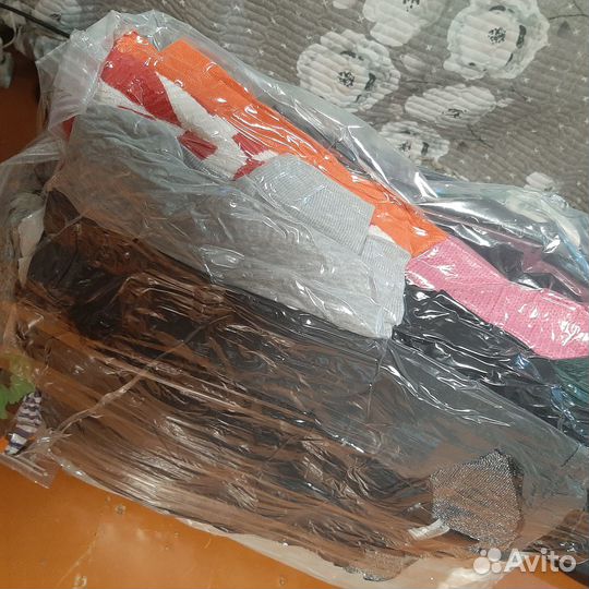 Пакет с вещами женские