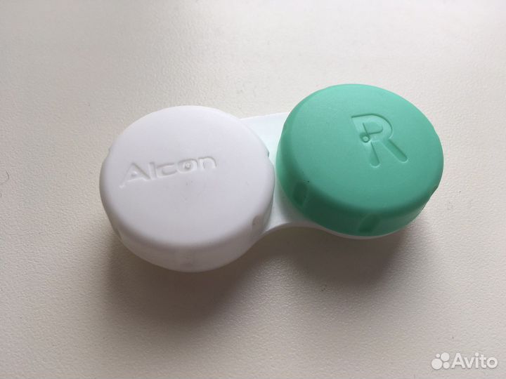 Контейнер для линз