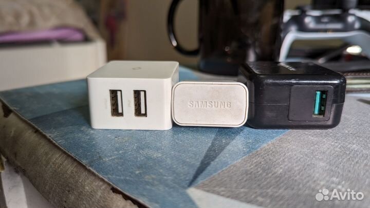 Блоки питания для смартфонов (зарядное устройство)