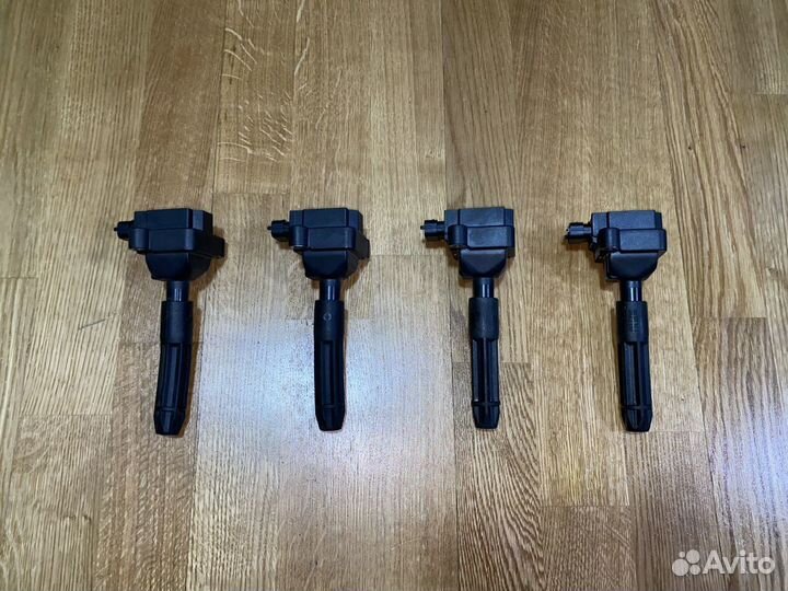 Катушка зажигания новая оригинал Mercedes m111