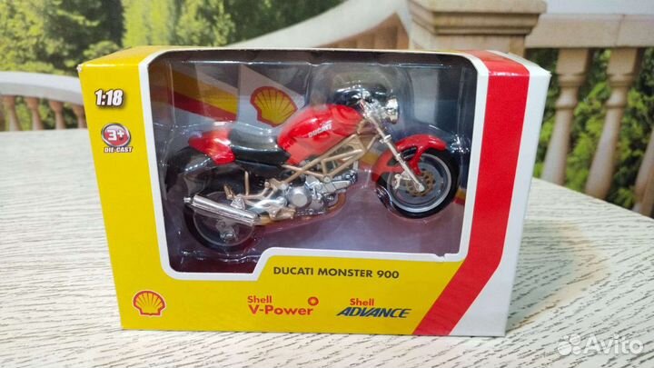 Модель мотоцикла 1 12