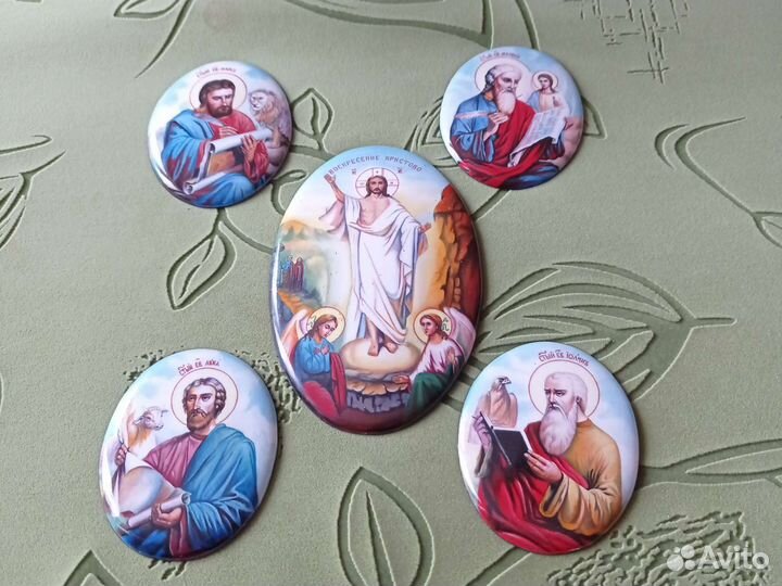 Багетная рамка с иконой