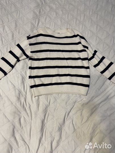 Свитер женский