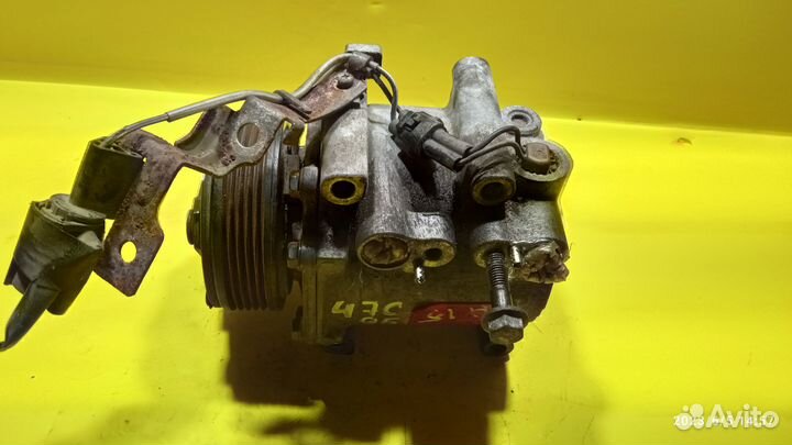 Компрессор конд-ра Mitsubishi Carisma,Space Star