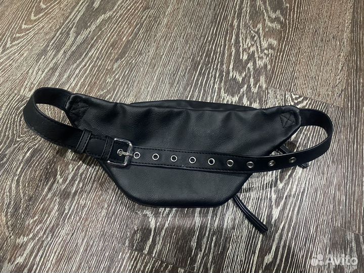 Сумка бананка женская