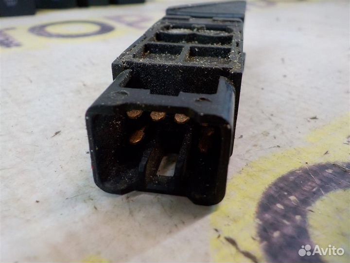 Кнопка обогрева сидений Hyundai Getz 2002-2011