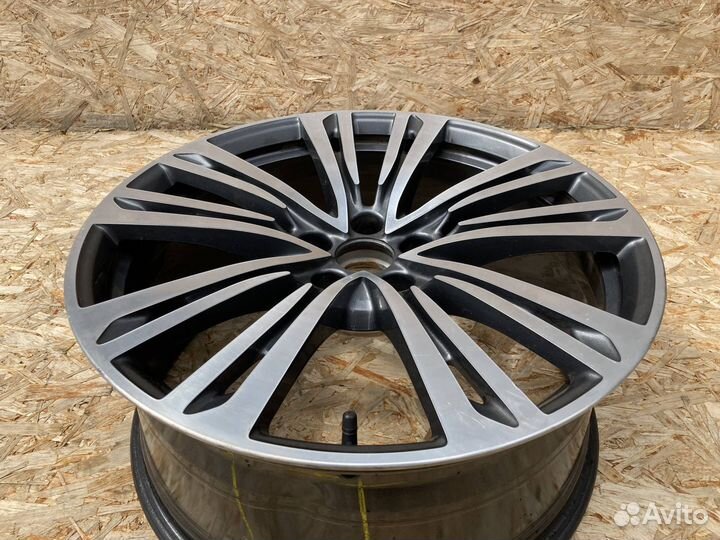 Литой диск R20x9 5x112 Audi A8 D5