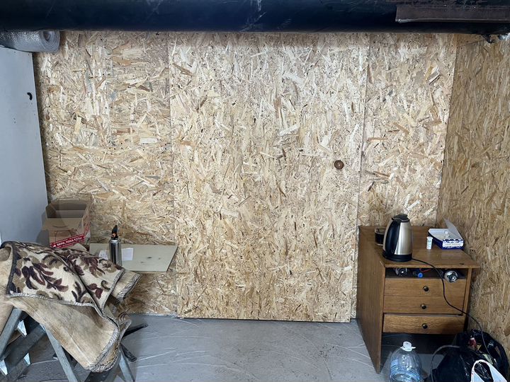 Гараж, > 30 м²