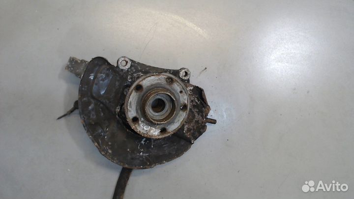 Ступица (кулак, цапфа) Volvo S60, 2004