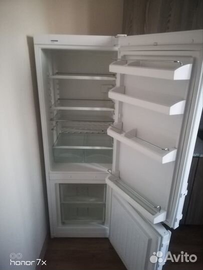 Холодильник Liebherr 160х55х60