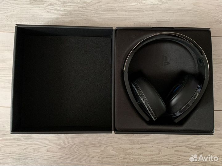 Беспроводные наушники Sony playstation platinum