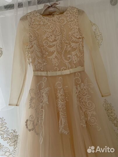 Вечернее платье в пол