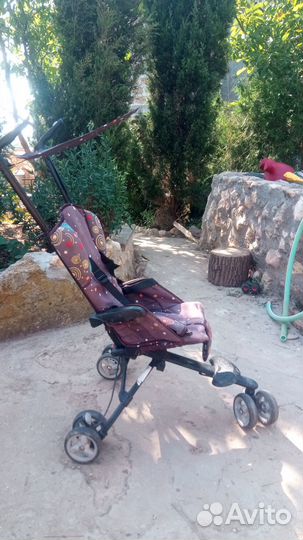 Прогулочная коляска
