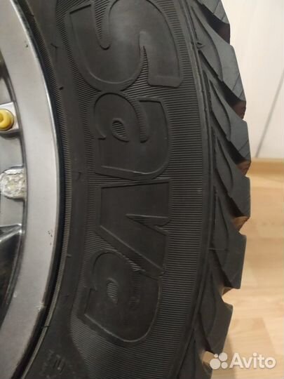 Колеса в сборе 215/65 R16 зимние