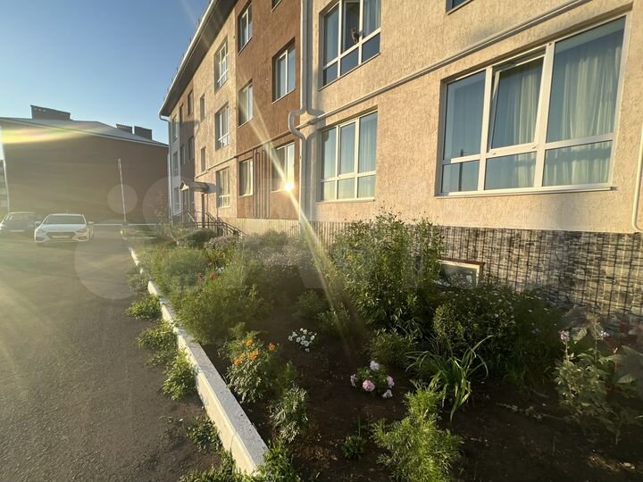2-к. квартира, 60 м², 2/3 эт.