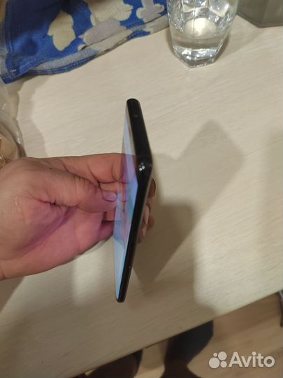 Samsung Galaxy S8, 4/64 ГБ