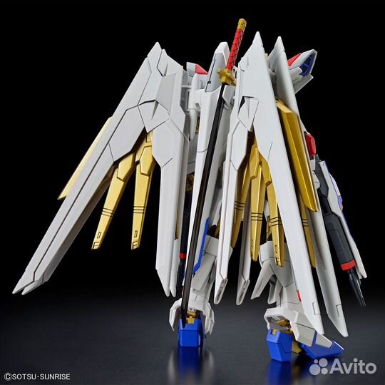 Bandai HG 1/144 Mighty Strike Freedom Gundam