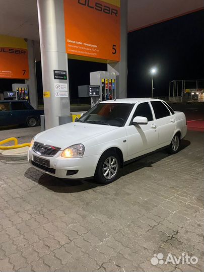 LADA Priora 1.6 МТ, 2016, 180 000 км