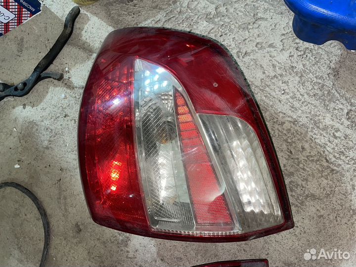 Задние фонари granta