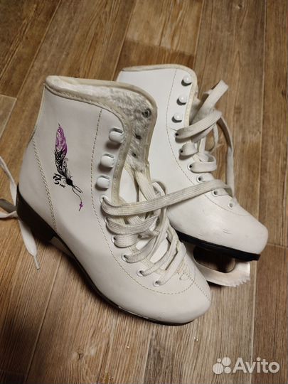 Коньки фигурные 37 размер