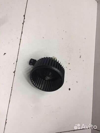 Вентилятор отопителя задний (Kia Mohave)