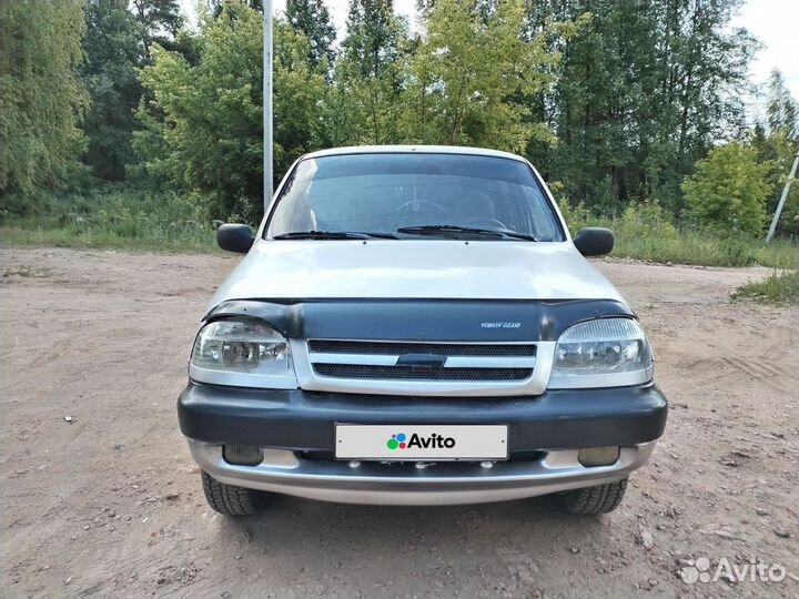Chevrolet Niva, 2004