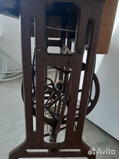 Ножная швейная машинка Tikka tikkakoski