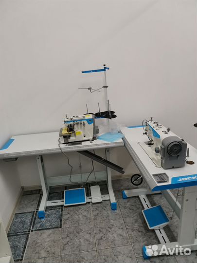 Швейная машина, оверлок