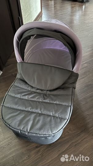 Подаю коляску 2в 1 Babyton Rocky