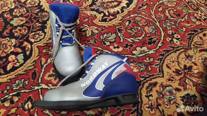 Лыжные ботинки nordway новые 37р