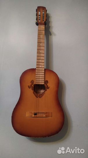 Классическая гитара бу 300