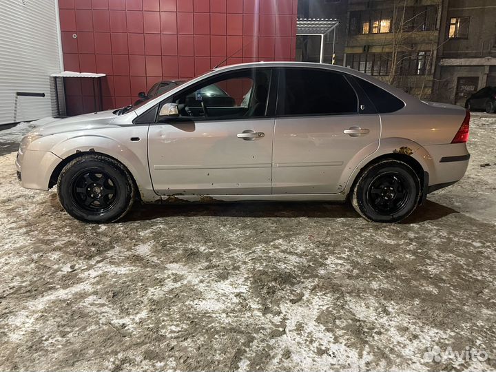 Ford Focus 1.6 AT, 2006, 200 000 км