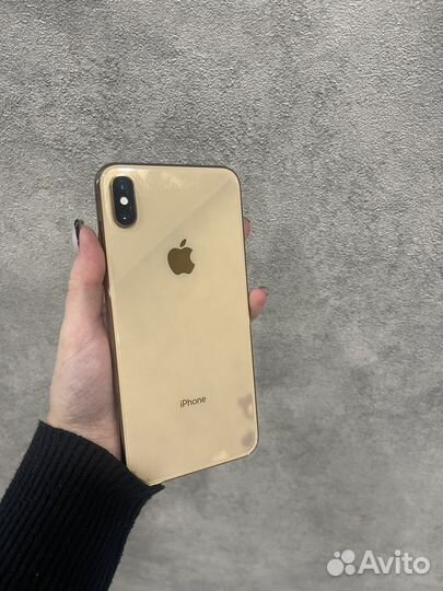 Телефон iPhone xs max