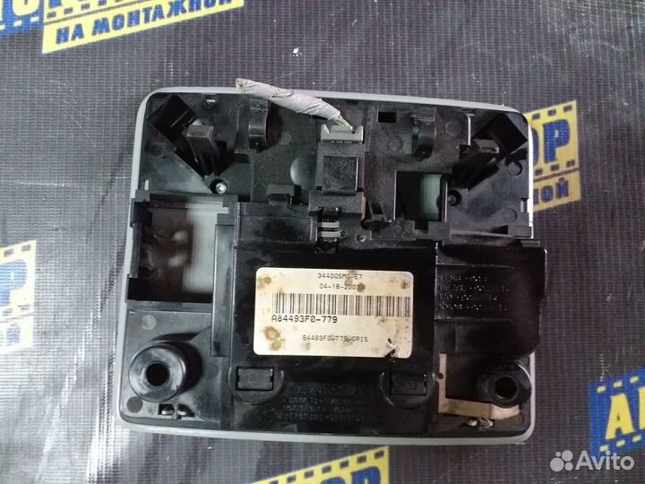 Плафон освещения салона Хонда Цивик 8 5D