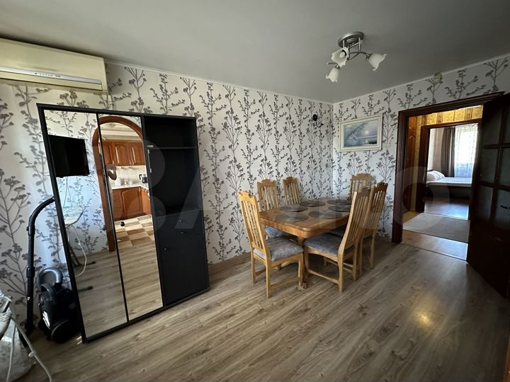 3-к. квартира, 60 м², 3/5 эт.